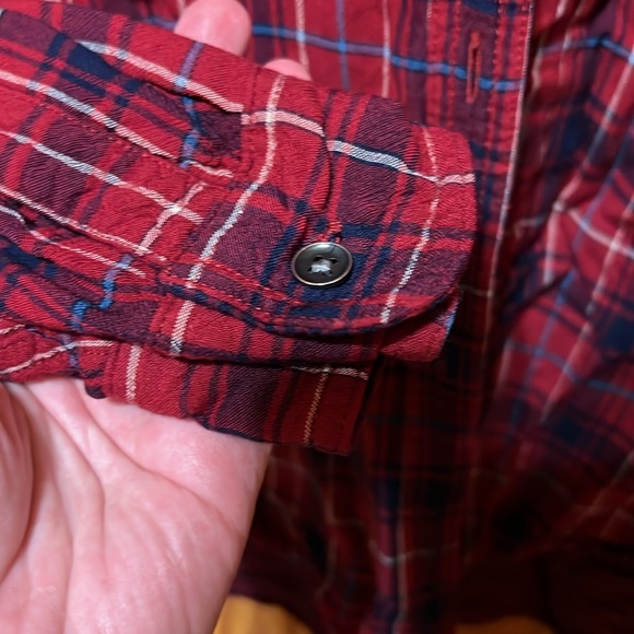 Beautiful flag and anthem red & blue plaid button down tunic - Picture 5 of 6